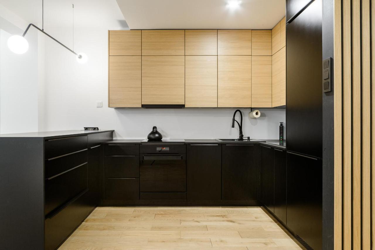 Lumina Apartment With Balcony Overlooking The Park ウッチ エクステリア 写真