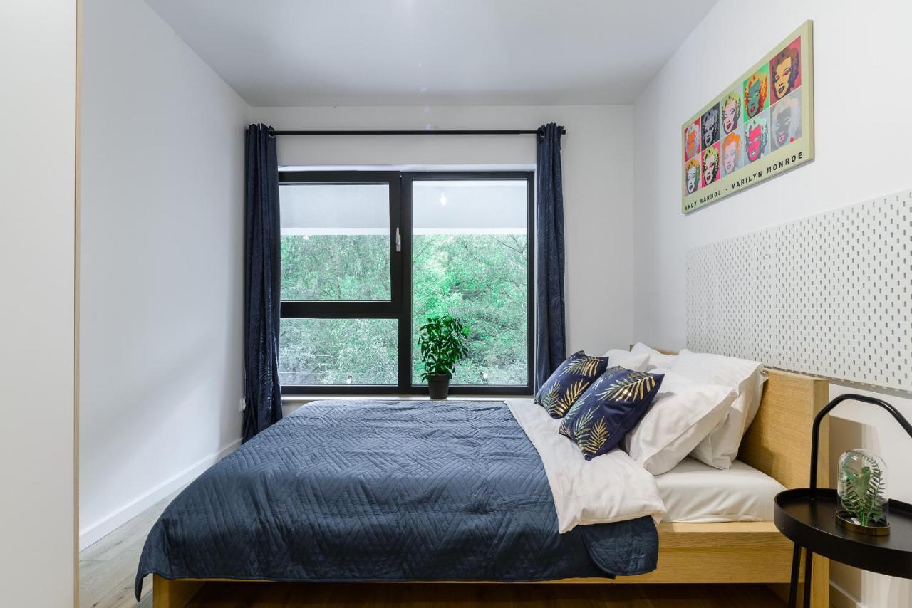 Lumina Apartment With Balcony Overlooking The Park ウッチ エクステリア 写真