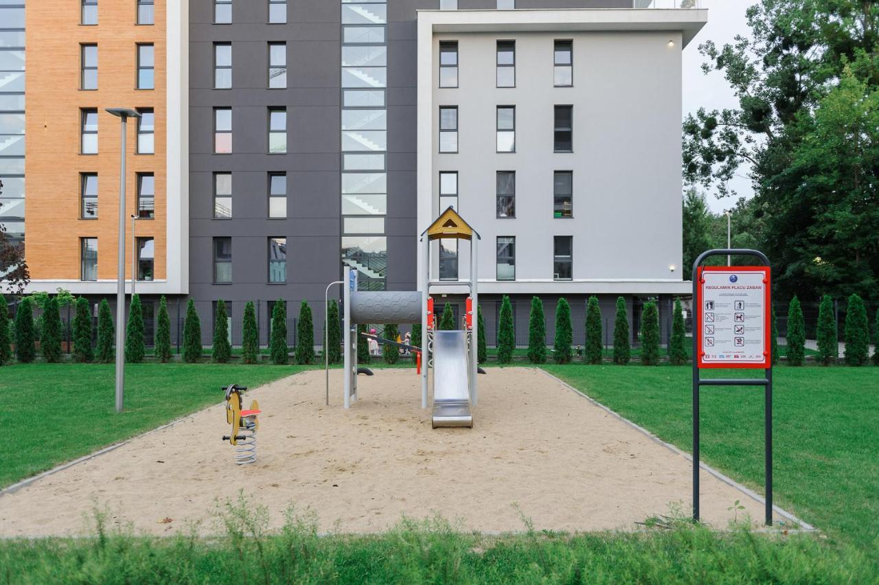 Lumina Apartment With Balcony Overlooking The Park ウッチ エクステリア 写真