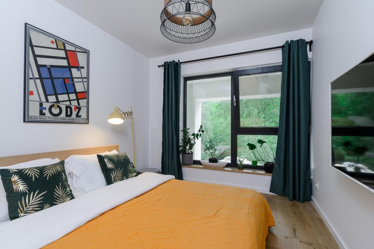 Lumina Apartment With Balcony Overlooking The Park ウッチ エクステリア 写真